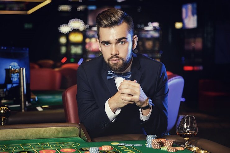 Antarmuka aplikasi mobile adu303 menampilkan slot dan permainan live dealer